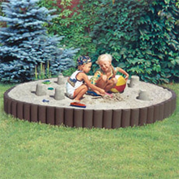 Laste mängumaa turvalisse ja natuke eraldatud alasse